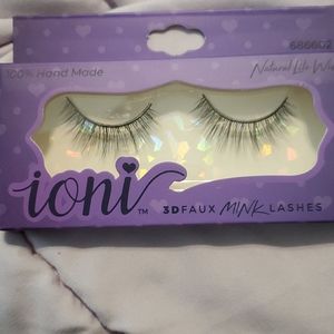 Ioni lashes